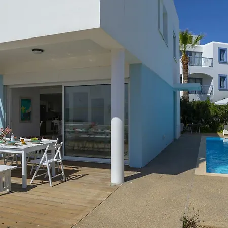 Oceania Villa *