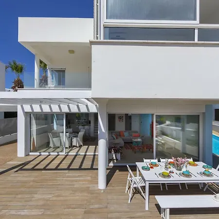 Villa Oceania